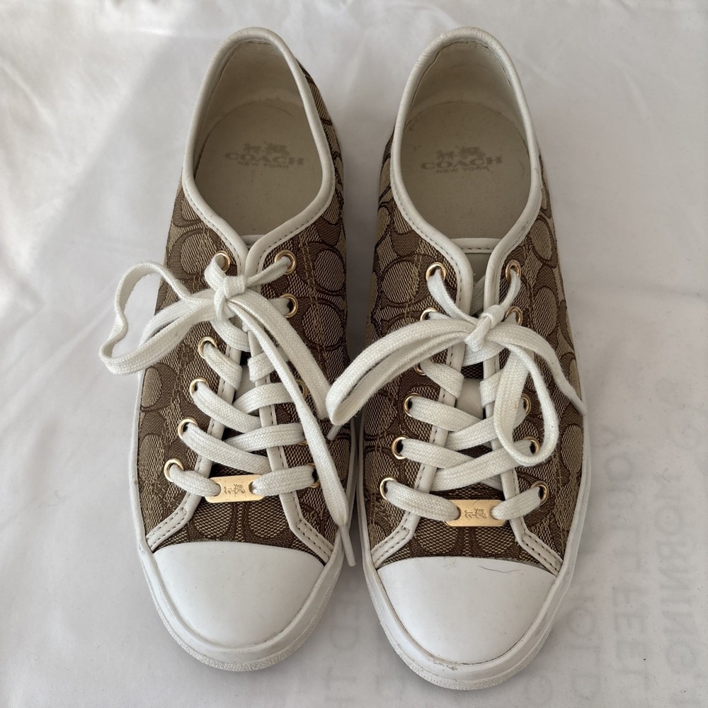 Coach Signature Canvas Lace Up Sneaker Brown Gold Accents Women's 8 Low Top